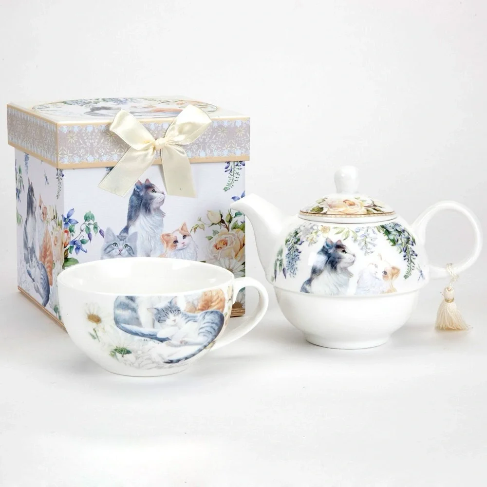 Bits and Pieces Porcelain Adorable Single Serving Kitty Tea Set.